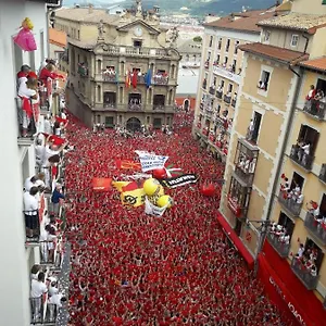 Atico En La Plaza Del Ayuntamiento , Pamplona España